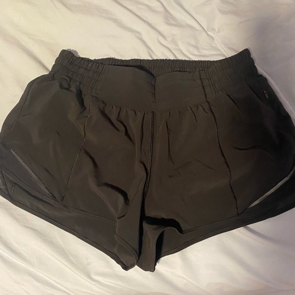 Lululemon hotty hots high rise 2.5 - Picture 1 of 3